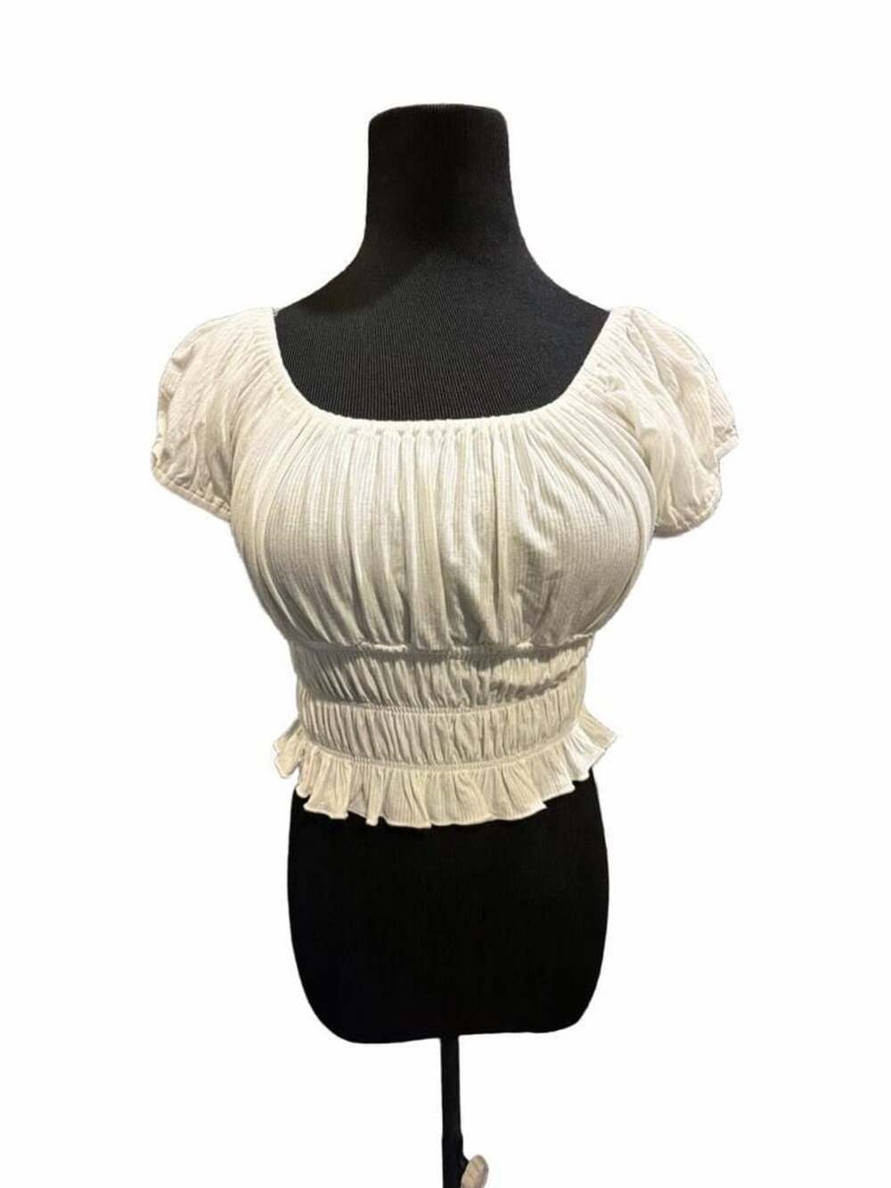 750 Hyfve Crop Top Size L White Smocked Puff Sleeve